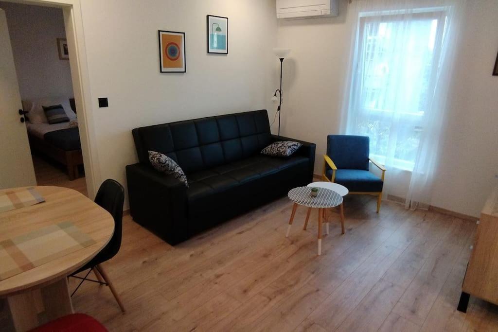 Cute Apartment Marla Art Close To Center Pula Exterior foto