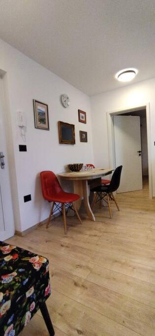 Cute Apartment Marla Art Close To Center Pula Exterior foto